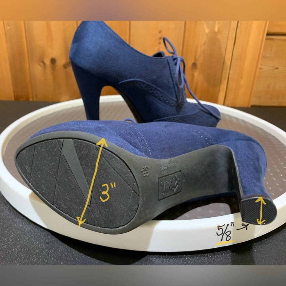 Fioni Manmade Blue Suede Heels size 8.5 Lace Ups Like New, tried on EUC - Picture 9 of 12